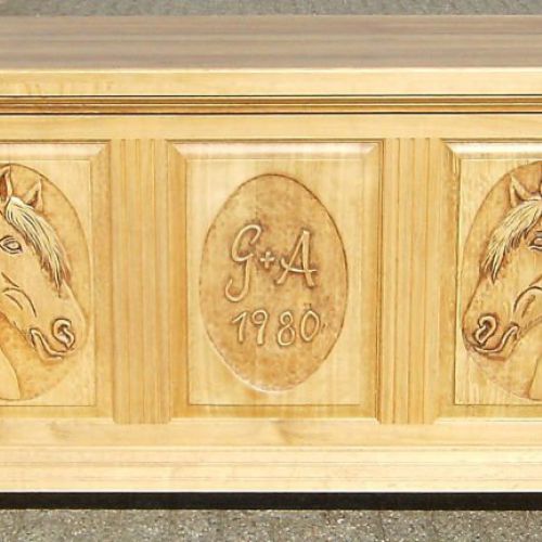 Schreibtisch mit Schnitzung Eiche vollmassiv