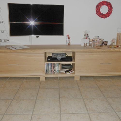 TV Schrank Eiche ge&ouml;lt