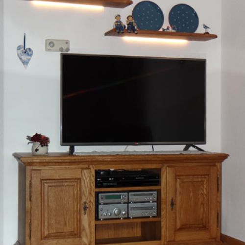 TV Schrank Eiche massiv P43 gebeizt
