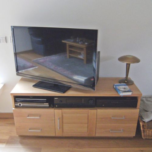 TV Schrank Eiche massiv