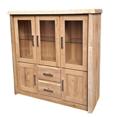 Asteiche Vitrine mit Baumkante