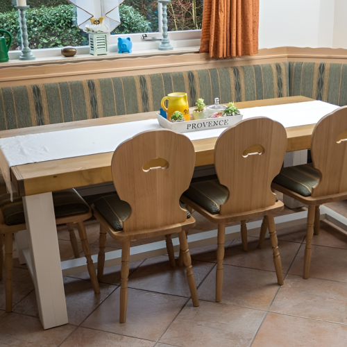 Eckbank Eiche Massiv - Landhaus mit paßenden Stühlen