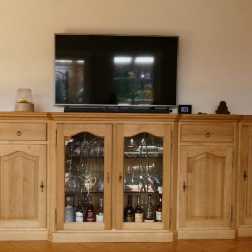 Highboard Eiche gelaugt und gewachst