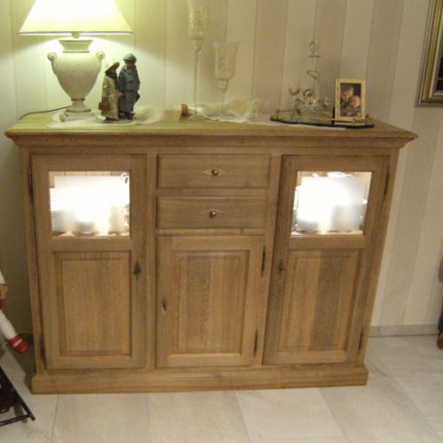 Sideboard Eiche im Landhaus-Stil